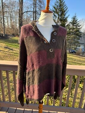 Kye Mi USA brand brown stripe cozy sweater